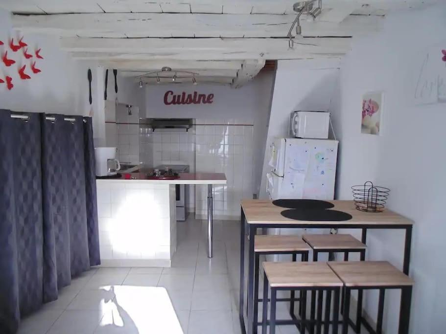 Le Gambetta - Nouveau Proprietaire Estissac Buitenkant foto